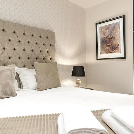 Apartment Abbey 4*