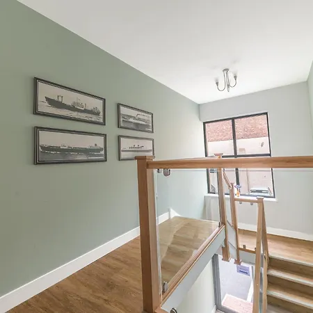 Abbey Modern For Tourists & Professionals 4* Barrow-in-Furness