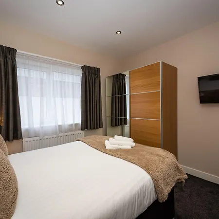 Daire Abbey - Modern Serviced - Tourists & Professionals