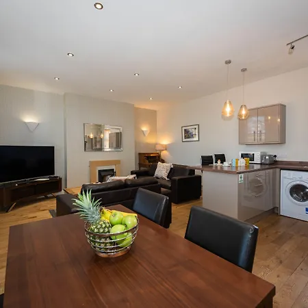 Daire Abbey - Modern Serviced - Tourists & Professionals