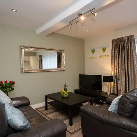 Daire Abbey - Modern Serviced - Tourists & Professionals