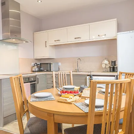 Abbey Modern For Tourists & Professionals アパート