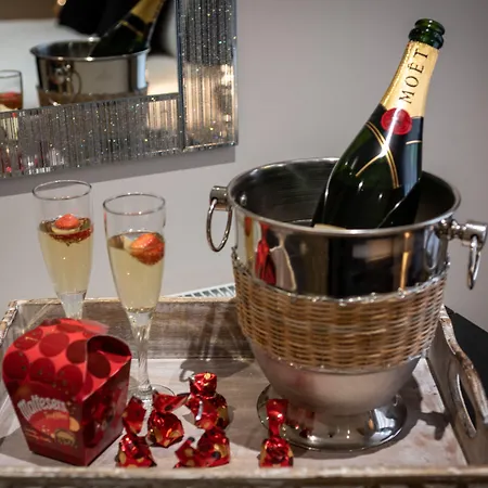 Abbey Modern For Tourists & Professionals 4*