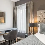 아파트 Abbey - Modern Serviced - Tourists & Professionals