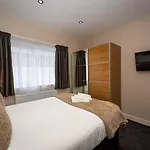 아파트 Abbey - Modern Serviced - Tourists & Professionals