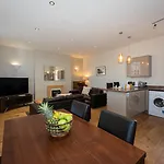 Lejlighed Abbey - Modern Serviced - Tourists & Professionals