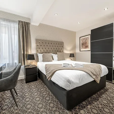 Abbey - Modern Serviced - Tourists & Professionals Appartement *