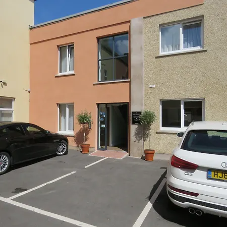 Abbey Modern For Tourists & Professionals Daire 4*