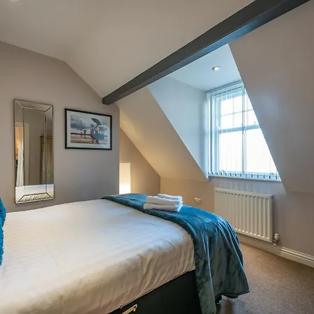 Abbey Modern For Tourists & Professionals Daire 4*