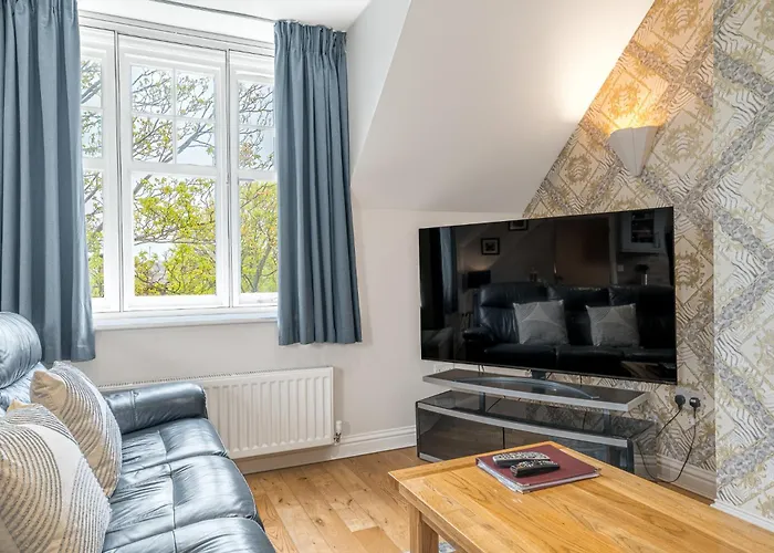 Abbey Apartments - Modern Serviced Apartments - Tourists & Professionals *