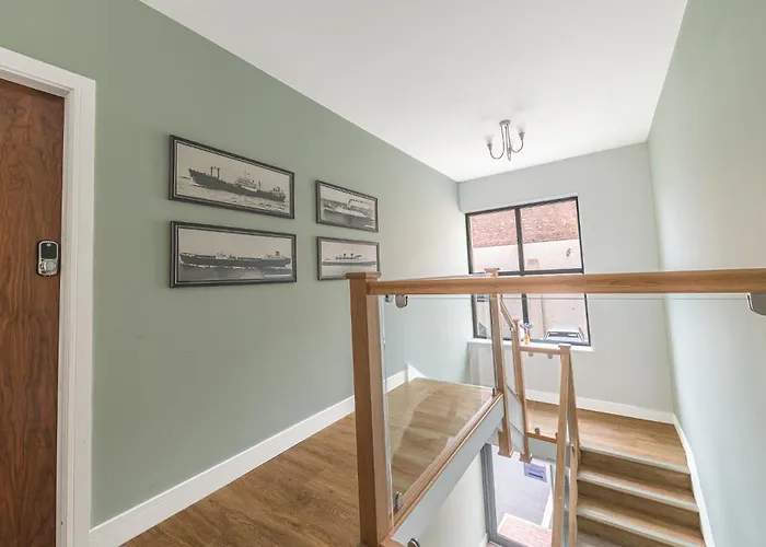 Abbey Apartments - Modern Serviced Apartments - Tourists & Professionals * Barrow-in-Furness