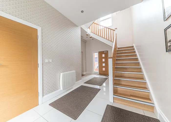 Abbey Apartments - Modern Serviced Apartments - Tourists & Professionals Barrow-in-Furness