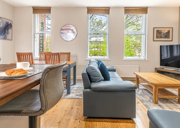 Abbey Apartments - Modern Serviced Apartments - Tourists & Professionals Apartment