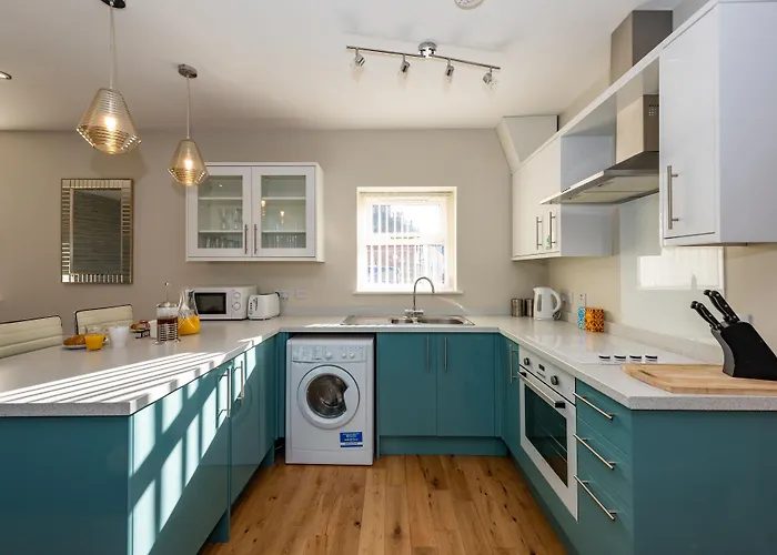 Abbey Apartments - Modern Serviced Apartments - Tourists & Professionals *