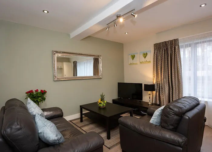 Apartment Abbey Apartments - Modern Serviced Apartments - Tourists & Professionals