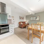 Abbey - Modern Serviced - Tourists & Professionals *