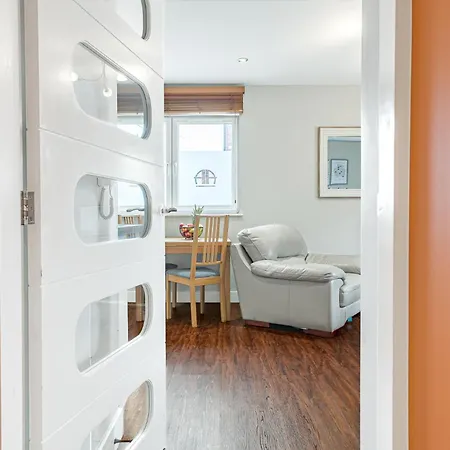 Daire Abbey Modern For Tourists & Professionals Barrow-in-Furness
