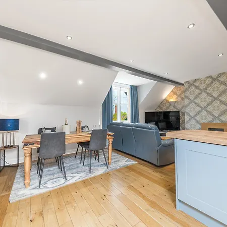 Abbey Modern For Tourists & Professionals 4* Barrow-in-Furness